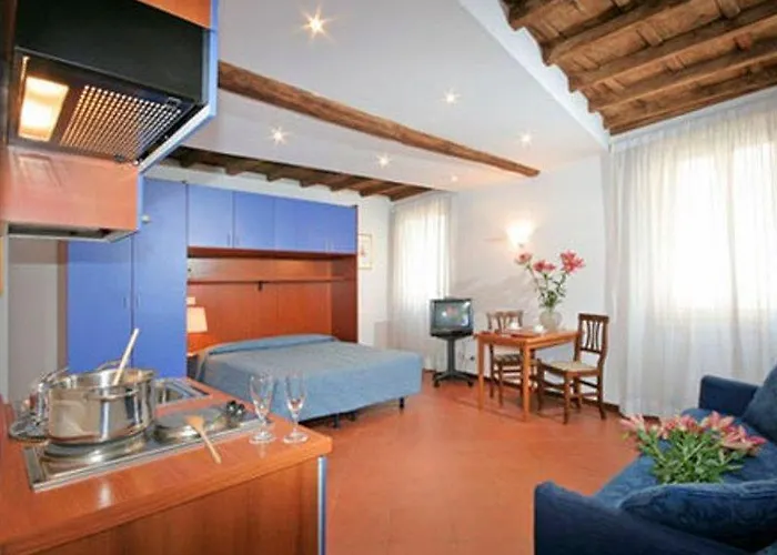 Hotel Daisy *
